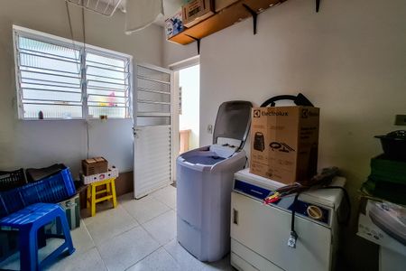 Casa à venda com 155m², 4 quartos e 1 vagaÁrea de Serviço