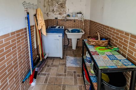 Casa à venda com 155m², 4 quartos e 1 vagaÁrea de Serviço