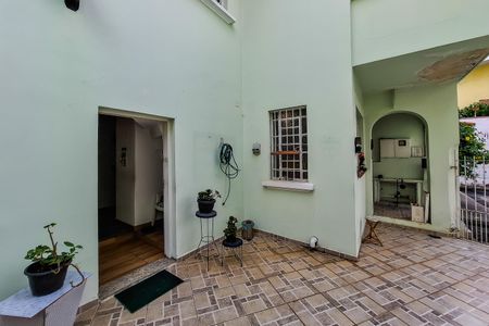 Casa à venda com 155m², 4 quartos e 1 vagaEntrada 