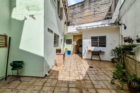 Casa à venda com 155m², 4 quartos e 1 vagaÁrea comum