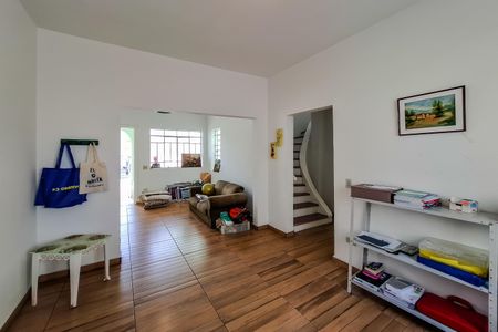 Casa à venda com 155m², 4 quartos e 1 vagaSala 