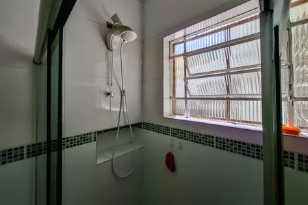 Casa à venda com 155m², 4 quartos e 1 vagaBanheiro 1