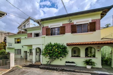 Casa à venda com 155m², 4 quartos e 1 vagaFachada 