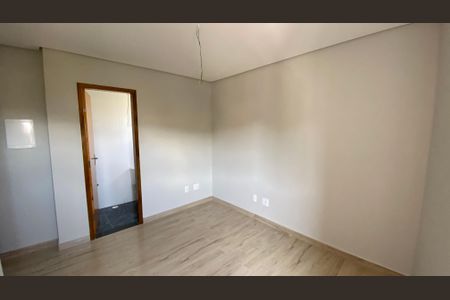 Casa para alugar com 130m², 2 quartos e 4 vagasSuíte 1