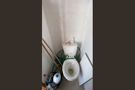 Casa para alugar com 130m², 2 quartos e 4 vagasBanheiro da Área de Serviço