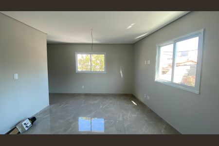 Casa para alugar com 130m², 2 quartos e 4 vagasSala 