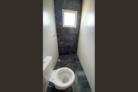 Casa para alugar com 130m², 2 quartos e 4 vagasBanheiro da Suíte 2