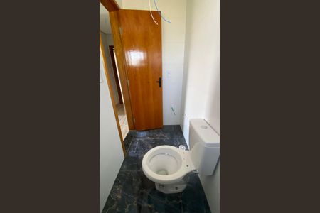 Casa para alugar com 130m², 2 quartos e 4 vagasBanheiro da Suíte 1