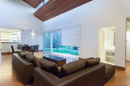 Casa de condomínio à venda com 397m², 4 quartos e 4 vagas Casa de condomínio à venda com 397m², 4 quartos e 4 vagasSala de visitas