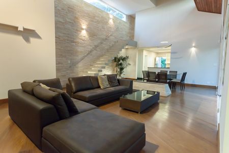 Casa de condomínio à venda com 397m², 4 quartos e 4 vagas Casa de condomínio à venda com 397m², 4 quartos e 4 vagasSala de visitas