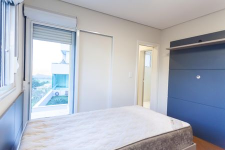 Casa de condomínio à venda com 397m², 4 quartos e 4 vagas Casa de condomínio à venda com 397m², 4 quartos e 4 vagasSuíte 2