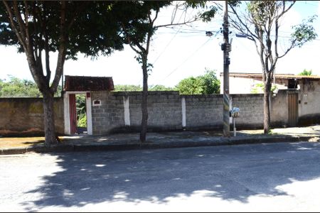 Casa para alugar com 160m², 2 quartos e 2 vagasFachada