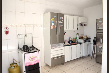 Casa para alugar com 160m², 2 quartos e 2 vagasCozinha