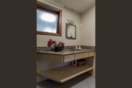 Apartamento à venda com 118m², 1 quarto e 2 vagas Apartamento à venda com 118m², 1 quarto e 2 vagasBanheiro