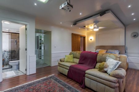 Apartamento à venda com 118m², 1 quarto e 2 vagas Apartamento à venda com 118m², 1 quarto e 2 vagasSuíte