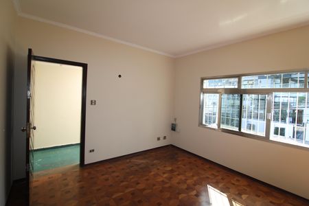 Casa à venda com 163m², 3 quartos e 5 vagasSala