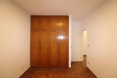 Casa à venda com 163m², 3 quartos e 5 vagasQuarto 2