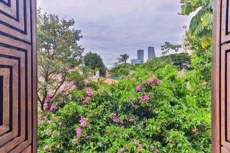 Casa à venda com 324m², 8 quartos e 4 vagasQuarto 3