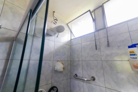 Casa à venda com 324m², 8 quartos e 4 vagasBanheiro Social