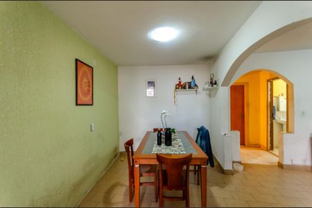 Casa à venda com 185m², 5 quartos e 2 vagas Casa à venda com 185m², 5 quartos e 2 vagasSala de Jantar - casa 2