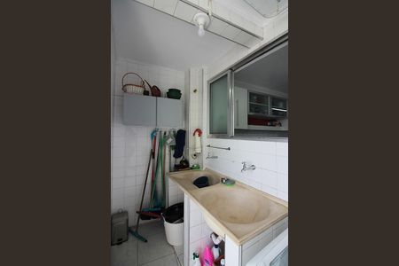 Apartamento à venda com 185m², 3 quartos e 1 vagaÁrea de Serviço