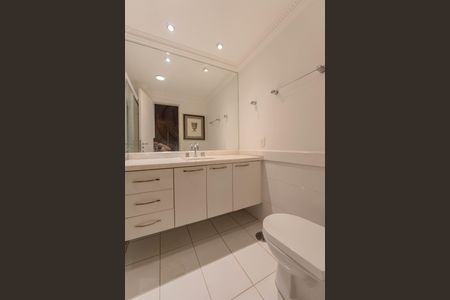 Apartamento à venda com 90m², 2 quartos e 2 vagasBanheiro