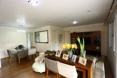 Apartamento à venda com 118m², 3 quartos e 2 vagasSala