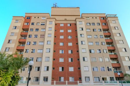 Apartamento para alugar com 45m², 2 quartos e 2 vagas Apartamento para alugar com 45m², 2 quartos e 2 vagasFachada