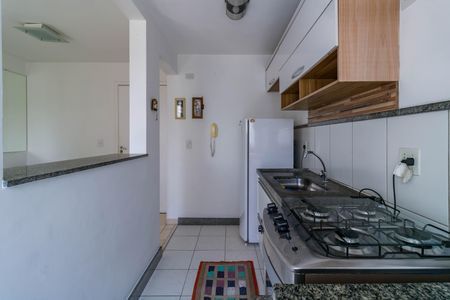 Apartamento para alugar com 45m², 2 quartos e 2 vagas Apartamento para alugar com 45m², 2 quartos e 2 vagasCozinha