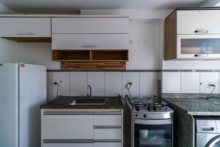 Apartamento para alugar com 45m², 2 quartos e 2 vagas Apartamento para alugar com 45m², 2 quartos e 2 vagasCozinha