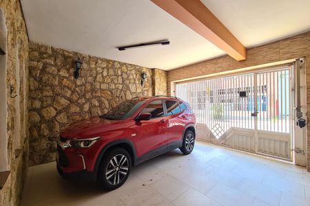 Casa à venda com 250m², 3 quartos e 2 vagasGaragem
