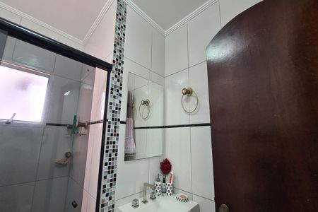 Casa à venda com 250m², 3 quartos e 2 vagasBanheiro