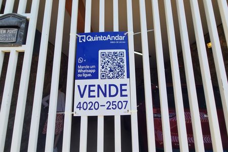 Casa à venda com 250m², 3 quartos e 2 vagasplaquinha