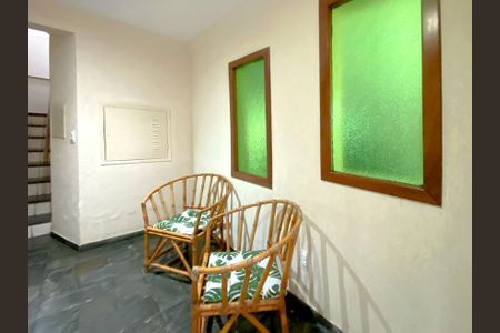 Apartamento à venda com 140m², 3 quartos e 2 vagas Apartamento à venda com 140m², 3 quartos e 2 vagasÁrea comum - Hall