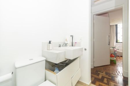 Apartamento à venda com 89m², 2 quartos e 1 vaga Apartamento à venda com 89m², 2 quartos e 1 vagaBanheiro Social