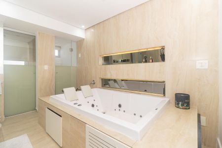 Apartamento à venda com 89m², 2 quartos e 1 vaga Apartamento à venda com 89m², 2 quartos e 1 vagaBanheiro Suíte