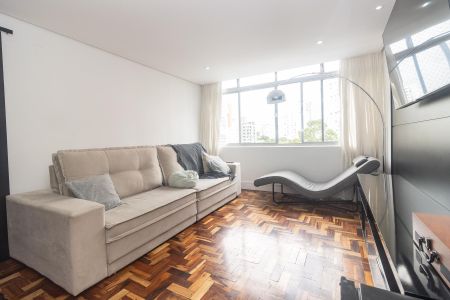 Apartamento à venda com 89m², 2 quartos e 1 vaga Apartamento à venda com 89m², 2 quartos e 1 vagaSala