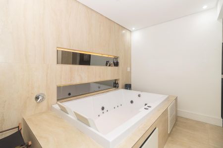 Apartamento à venda com 89m², 2 quartos e 1 vaga Apartamento à venda com 89m², 2 quartos e 1 vagaBanheiro Suíte