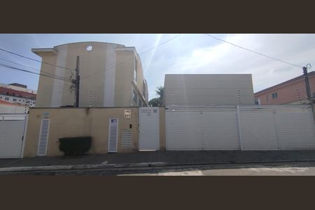 Casa de condomínio à venda com 68m², 2 quartos e 1 vagaFachada 