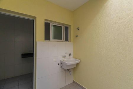 Casa de condomínio à venda com 68m², 2 quartos e 1 vagaÁrea de Serviço