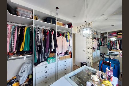 Apartamento à venda com 83m², 2 quartos e 2 vagasQuarto 