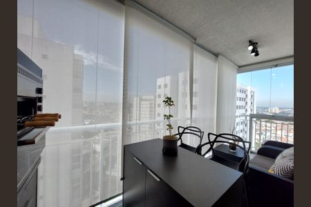 Apartamento à venda com 83m², 2 quartos e 2 vagasVaranda