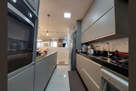 Apartamento à venda com 83m², 2 quartos e 2 vagasCozinha