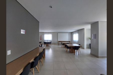 Apartamento à venda com 83m², 2 quartos e 2 vagasÁrea comum - Salão de festas