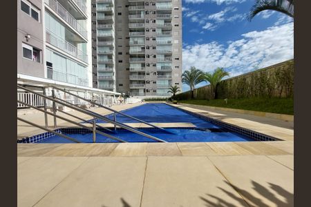 Apartamento à venda com 83m², 2 quartos e 2 vagasÁrea comum - Piscina