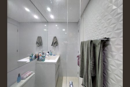 Apartamento à venda com 83m², 2 quartos e 2 vagasBanheiro Suíte