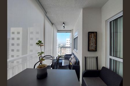 Apartamento à venda com 83m², 2 quartos e 2 vagasVaranda