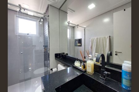 Apartamento à venda com 83m², 2 quartos e 2 vagasBanheiro 