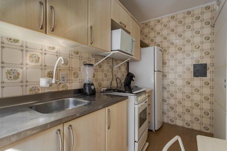 Apartamento à venda com 60m², 1 quarto e 1 vaga Apartamento à venda com 60m², 1 quarto e 1 vagaCozinha e Área de Serviço