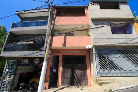 Casa à venda com 125m², 2 quartos e 1 vagaFachada